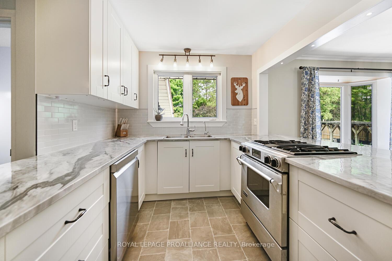 Photo 9 of 41 Elizabeth Street, Edwardsburgh/Cardinal, Edwardsburgh/Cardinal Twp — HOMEH