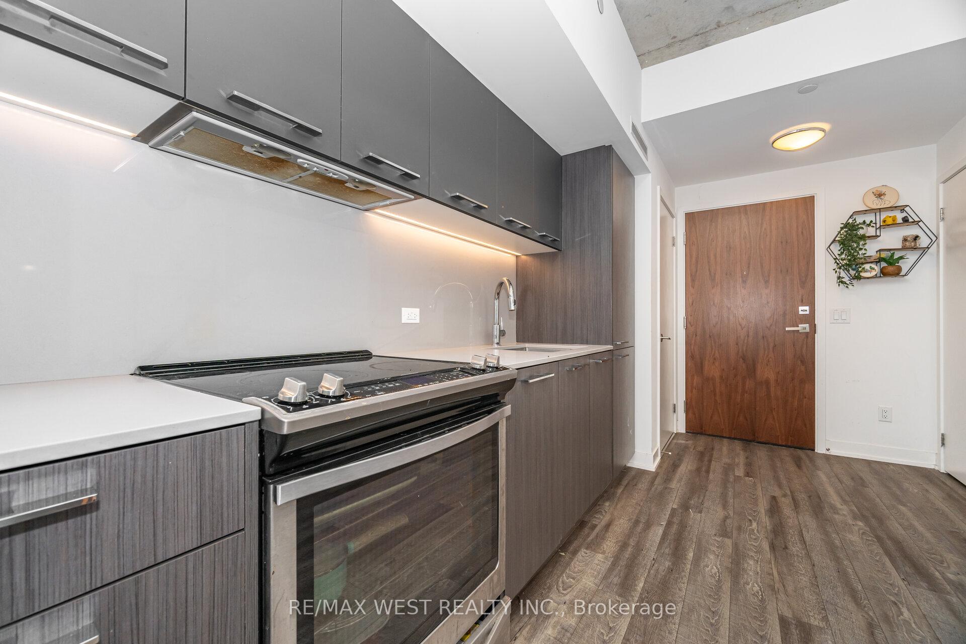 Photo 12 of Unit 610, 30 Baseball Place, Toronto, South Riverdale — HOMEH