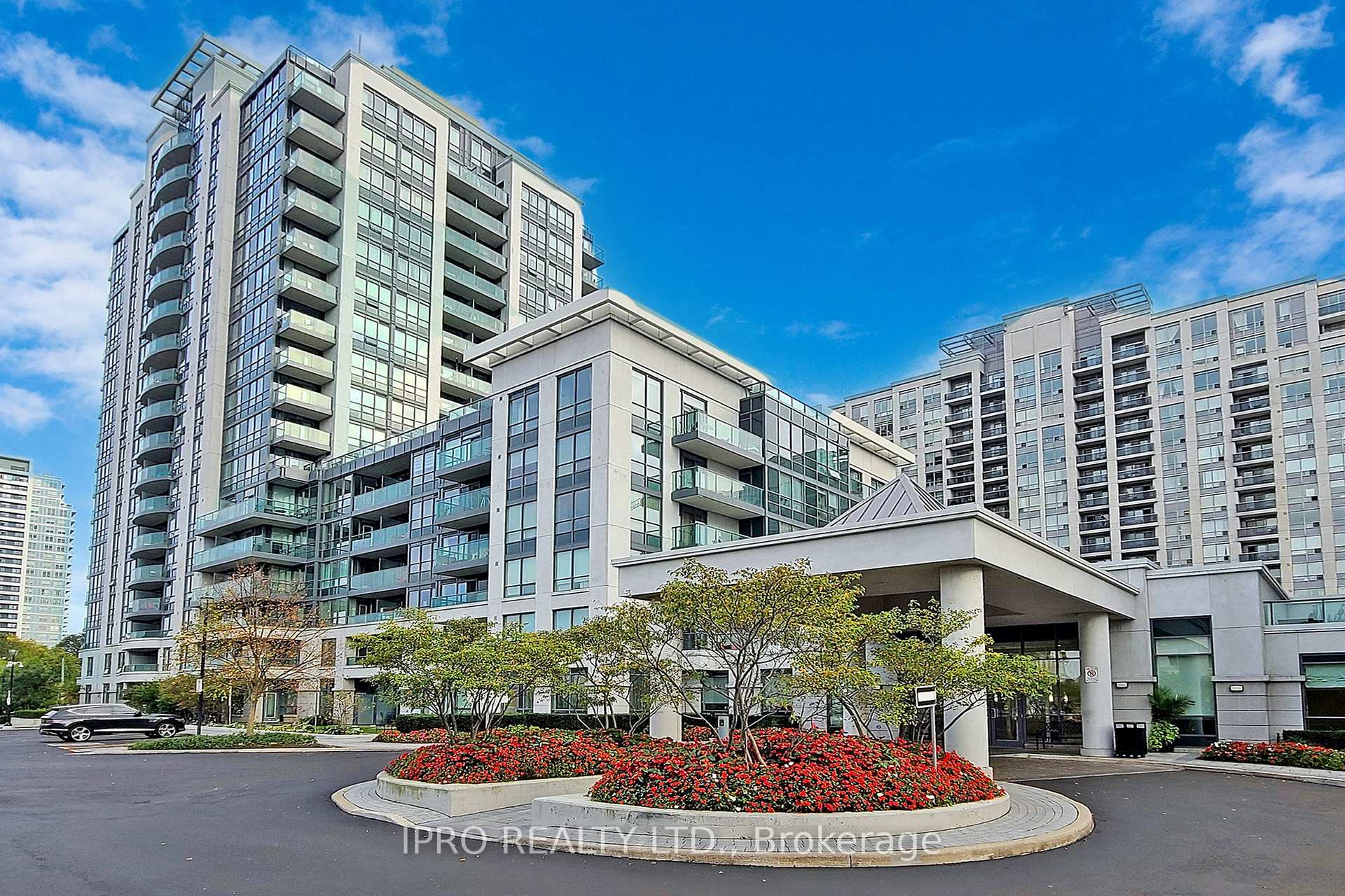 Photo 2 of Unit 1506, 20 North Park Road, Vaughan, Beverley Glen — HOMEH
