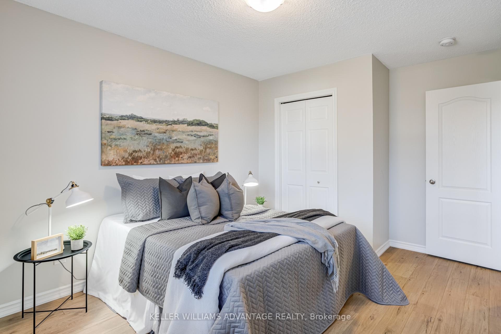 Photo 17 of 17 Loscombe Drive, Clarington, Bowmanville — HOMEH