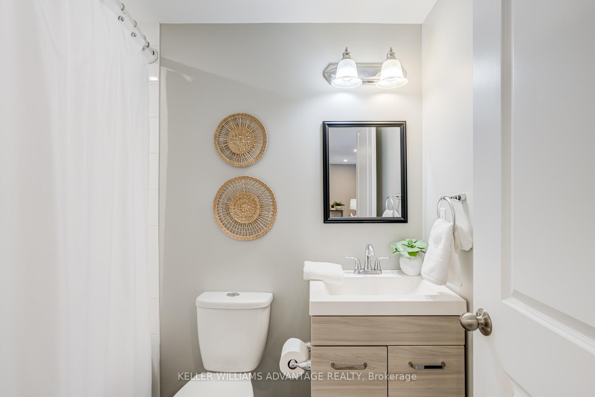 Photo 21 of 17 Loscombe Drive, Clarington, Bowmanville — HOMEH
