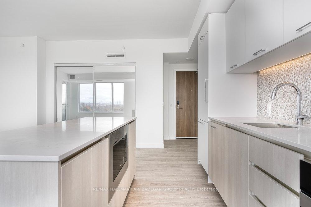 Photo 14 of Unit 805, 8188 Yonge Street, Vaughan, Uplands — HOMEH