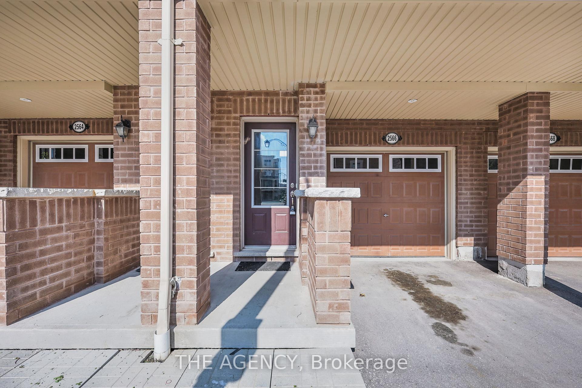 Photo 4 of Unit 168, 2566 Rosedrop Path, Oshawa, Windfields — HOMEH