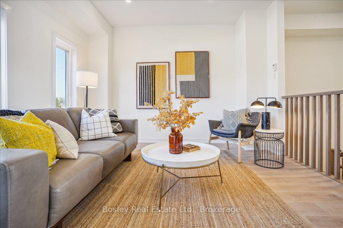 Photo 5 of 60 Winters Crescent, Collingwood — HOMEH