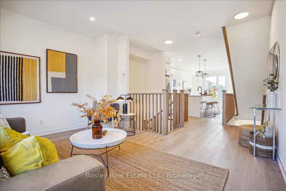 Photo 6 of 60 Winters Crescent, Collingwood — HOMEH
