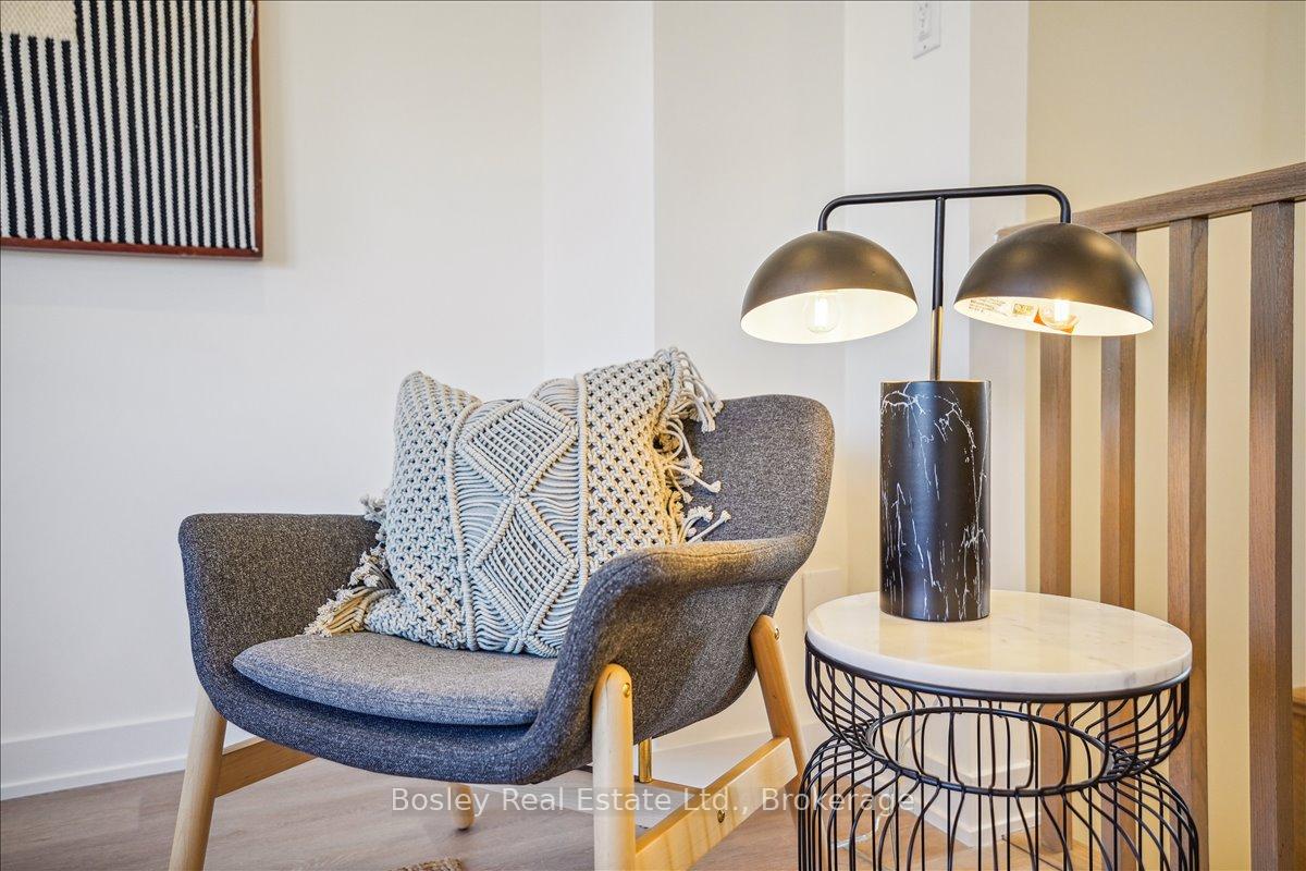 Photo 7 of 60 Winters Crescent, Collingwood — HOMEH