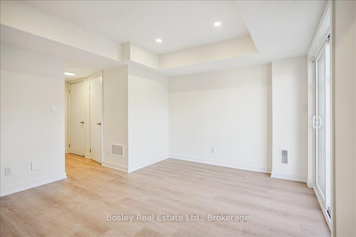 Photo 39 of 60 Winters Crescent, Collingwood — HOMEH