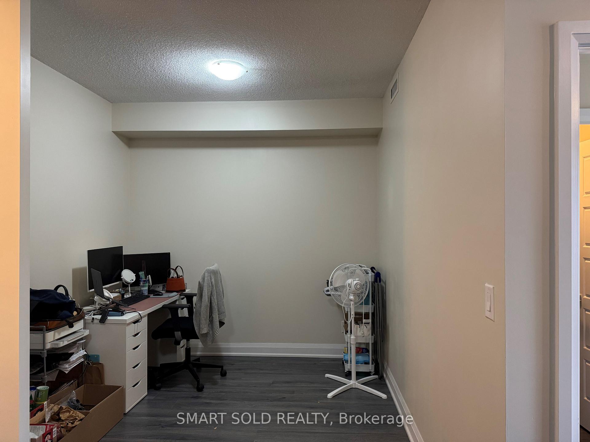 Photo 9 of Unit 511, 8228 Birchmount Road, Markham, Unionville — HOMEH