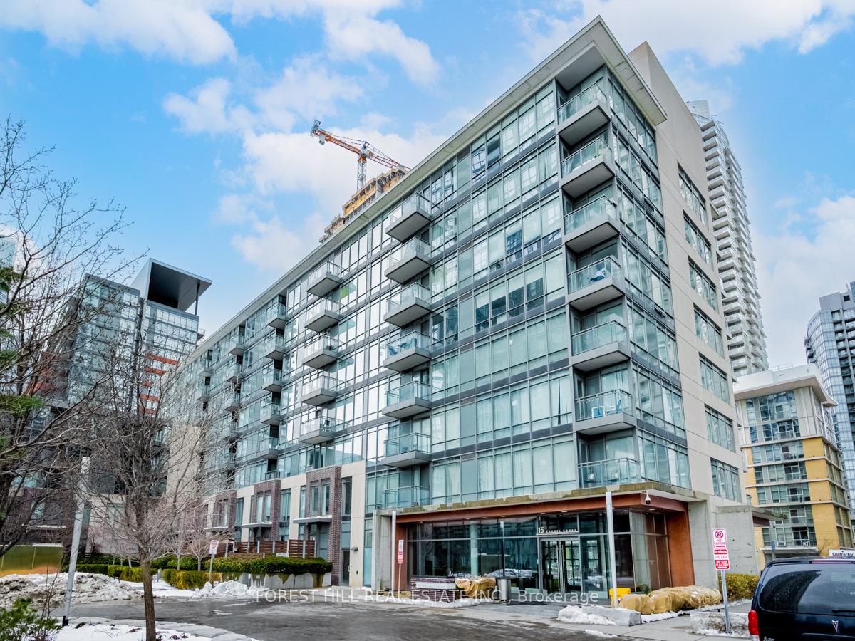 Front of Unit 710, 15 Brunel Court
