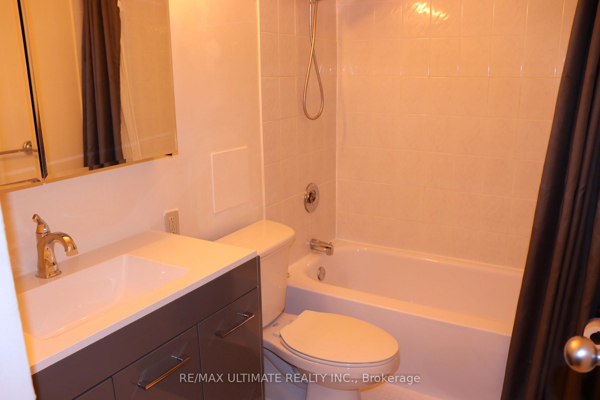 Photo 8 of Unit 302, 735 Don Mills Road, Toronto, Flemingdon Park — HOMEH