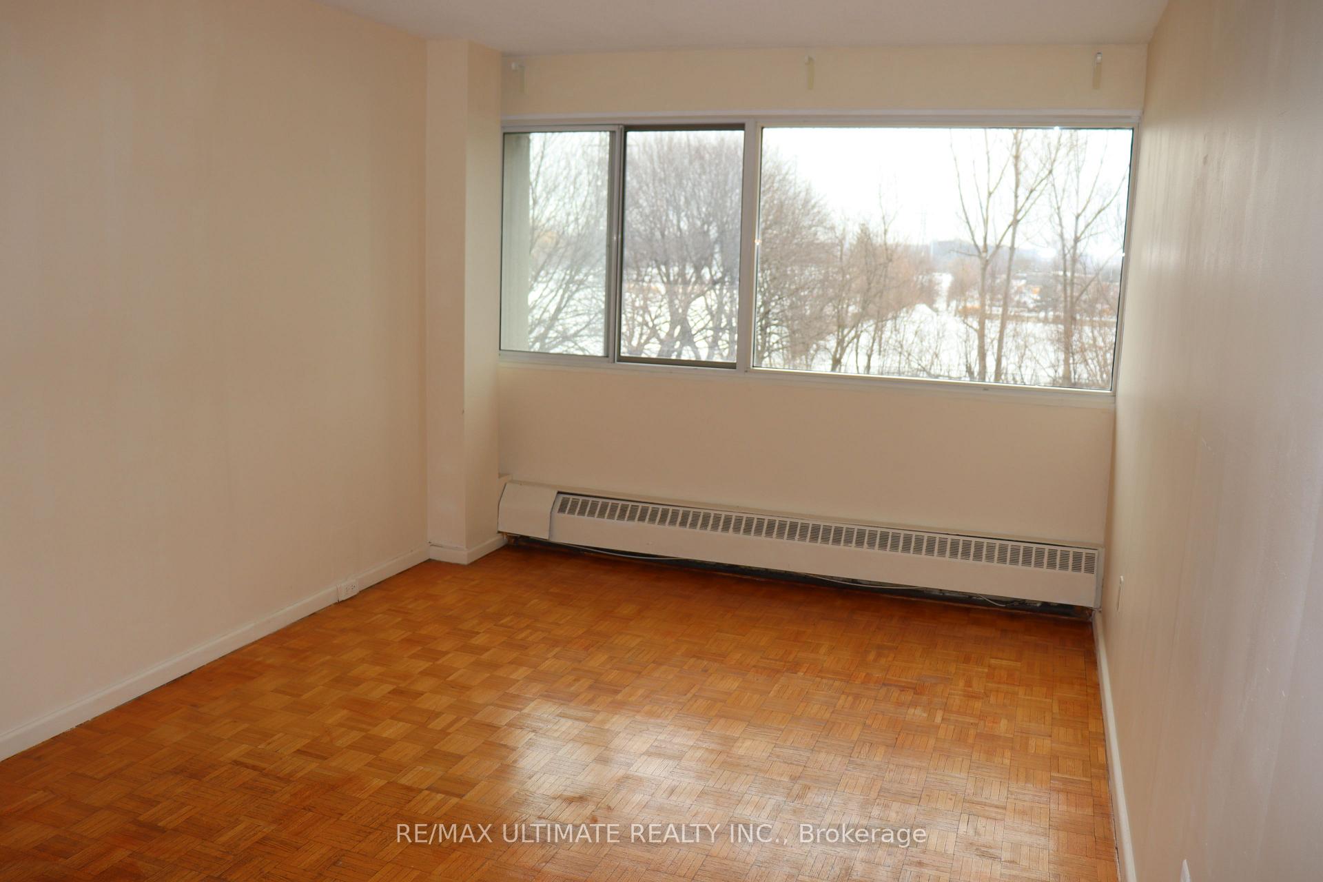 Photo 9 of Unit 302, 735 Don Mills Road, Toronto, Flemingdon Park — HOMEH