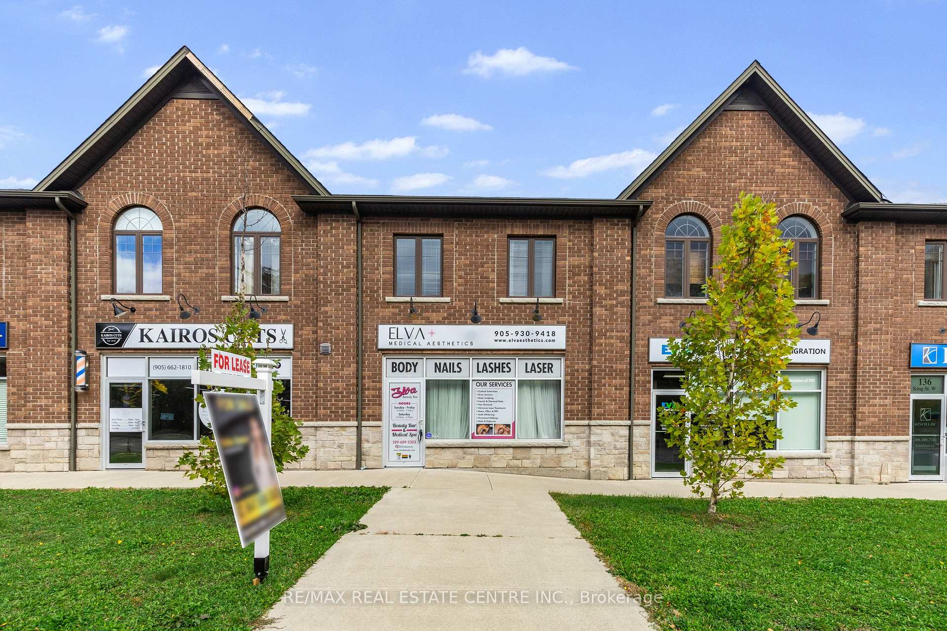 Front of 140 King Street West