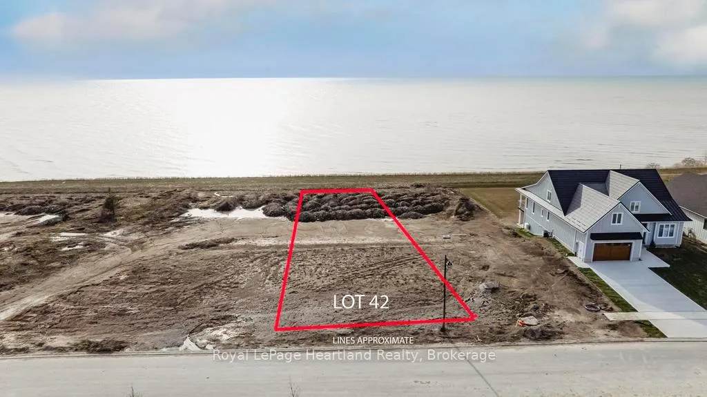 Photo 1 of 468 Coast Drive, Goderich, Goderich (Town) — HOMEH