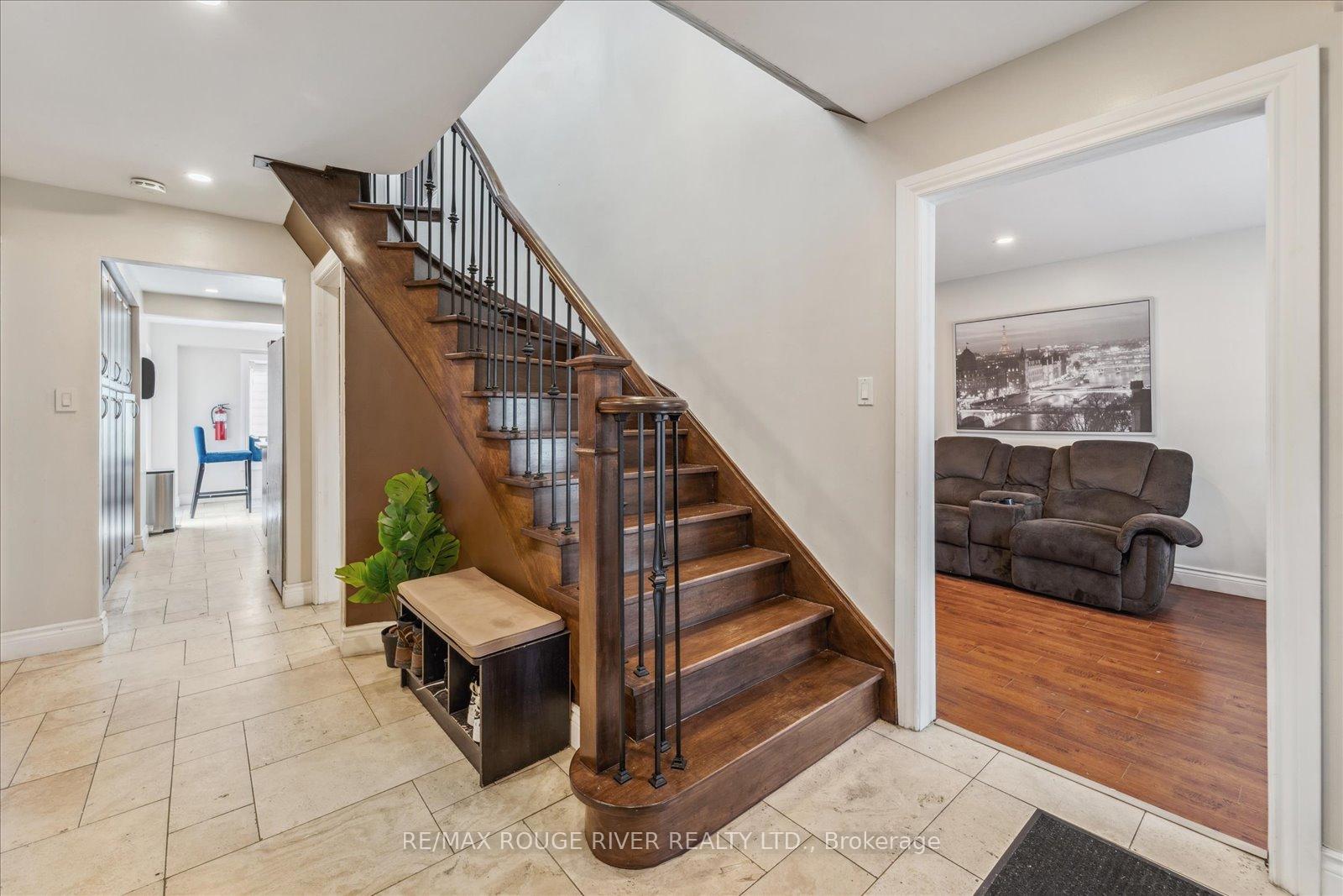 Photo 3 of 86 Knapton Avenue, Ajax, Central — HOMEH