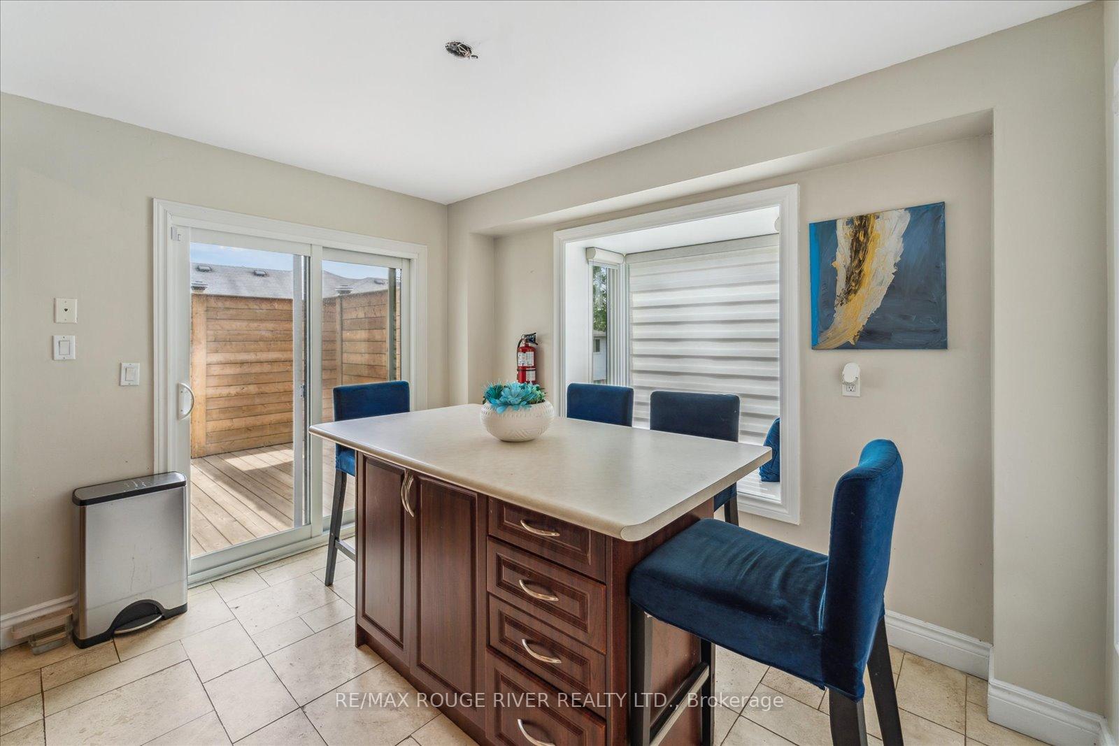 Photo 7 of 86 Knapton Avenue, Ajax, Central — HOMEH
