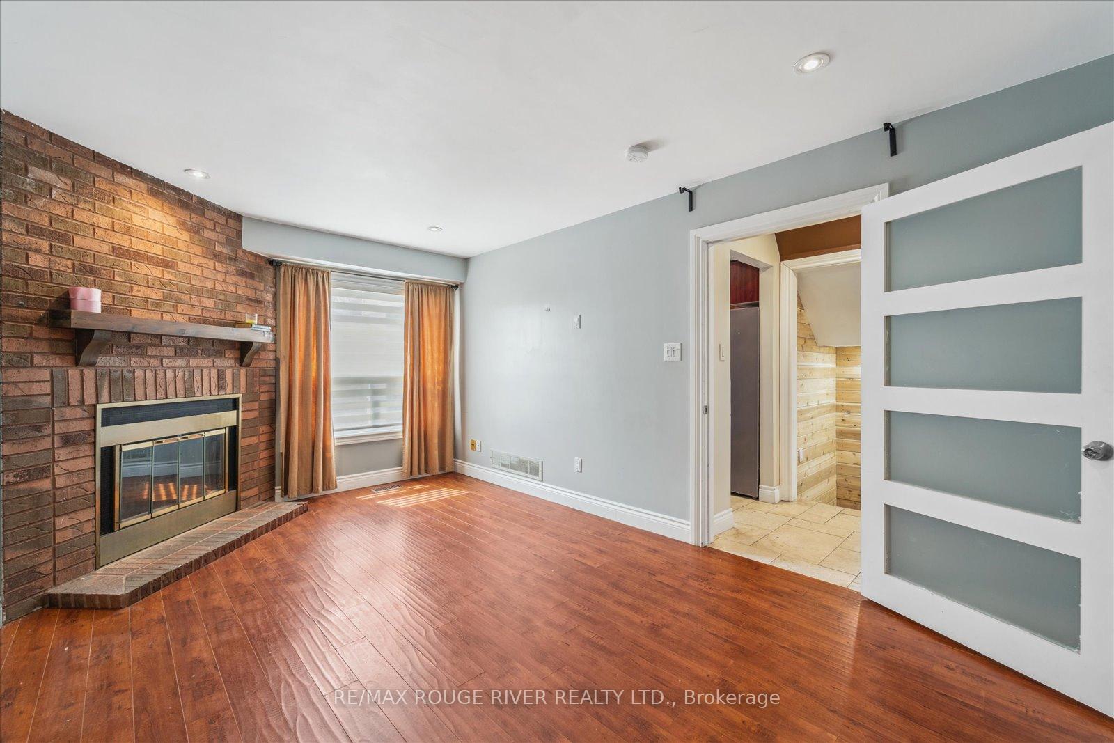 Photo 12 of 86 Knapton Avenue, Ajax, Central — HOMEH