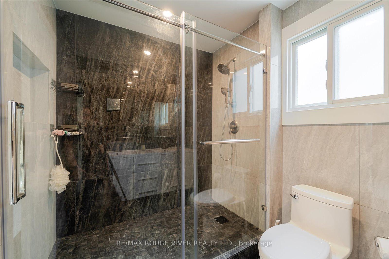 Photo 20 of 86 Knapton Avenue, Ajax, Central — HOMEH