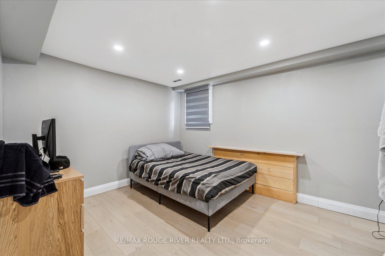 Photo 25 of 86 Knapton Avenue, Ajax, Central — HOMEH