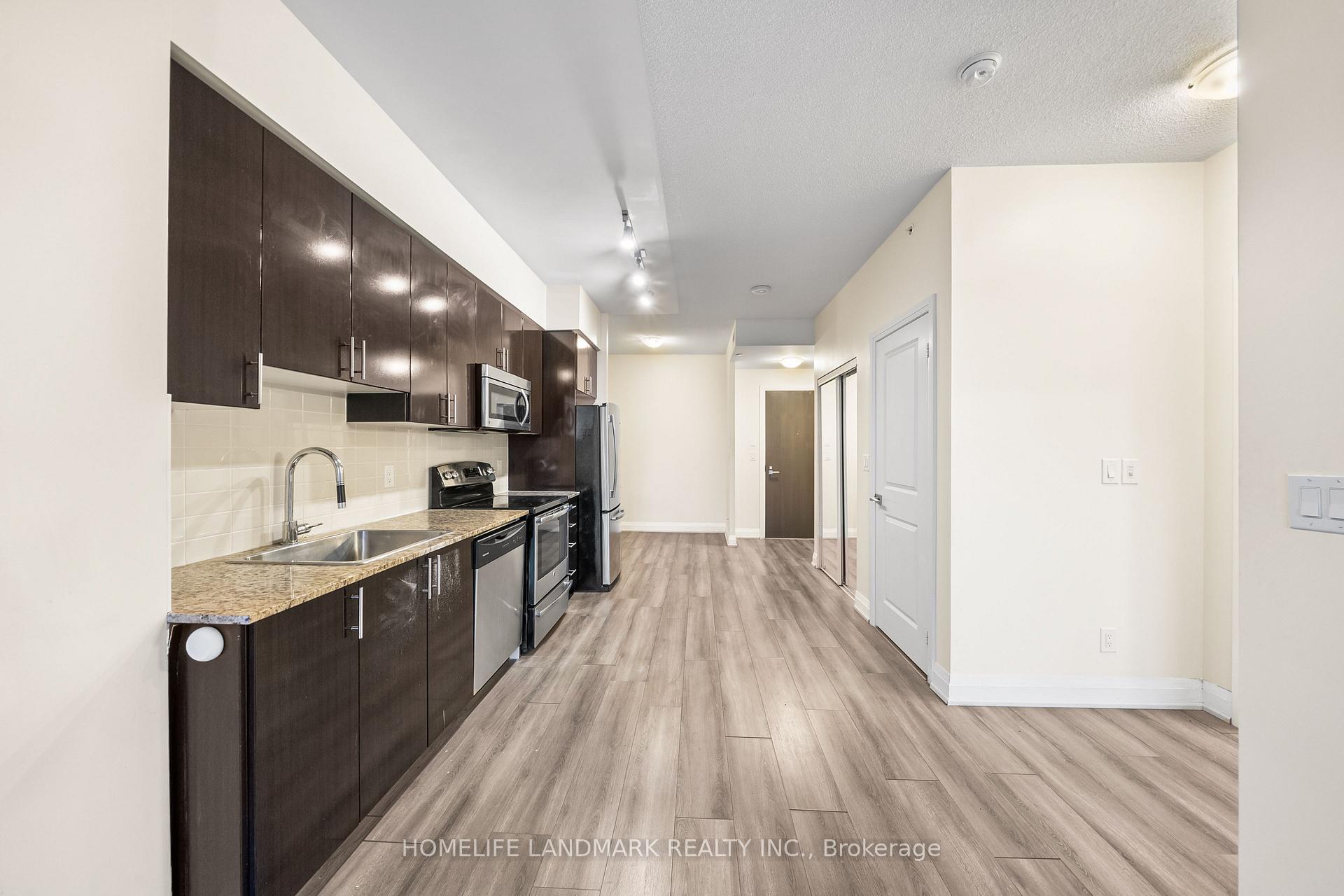 Photo 8 of Unit 2106, 7171 Yonge Street, Markham, Grandview — HOMEH