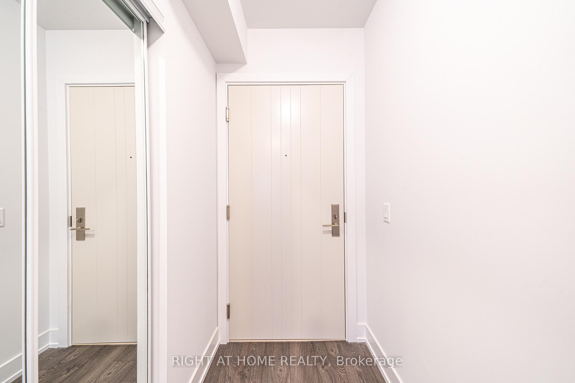 Photo 8 of Unit 2015, 2550 Simcoe Street N, Oshawa, Windfields — HOMEH