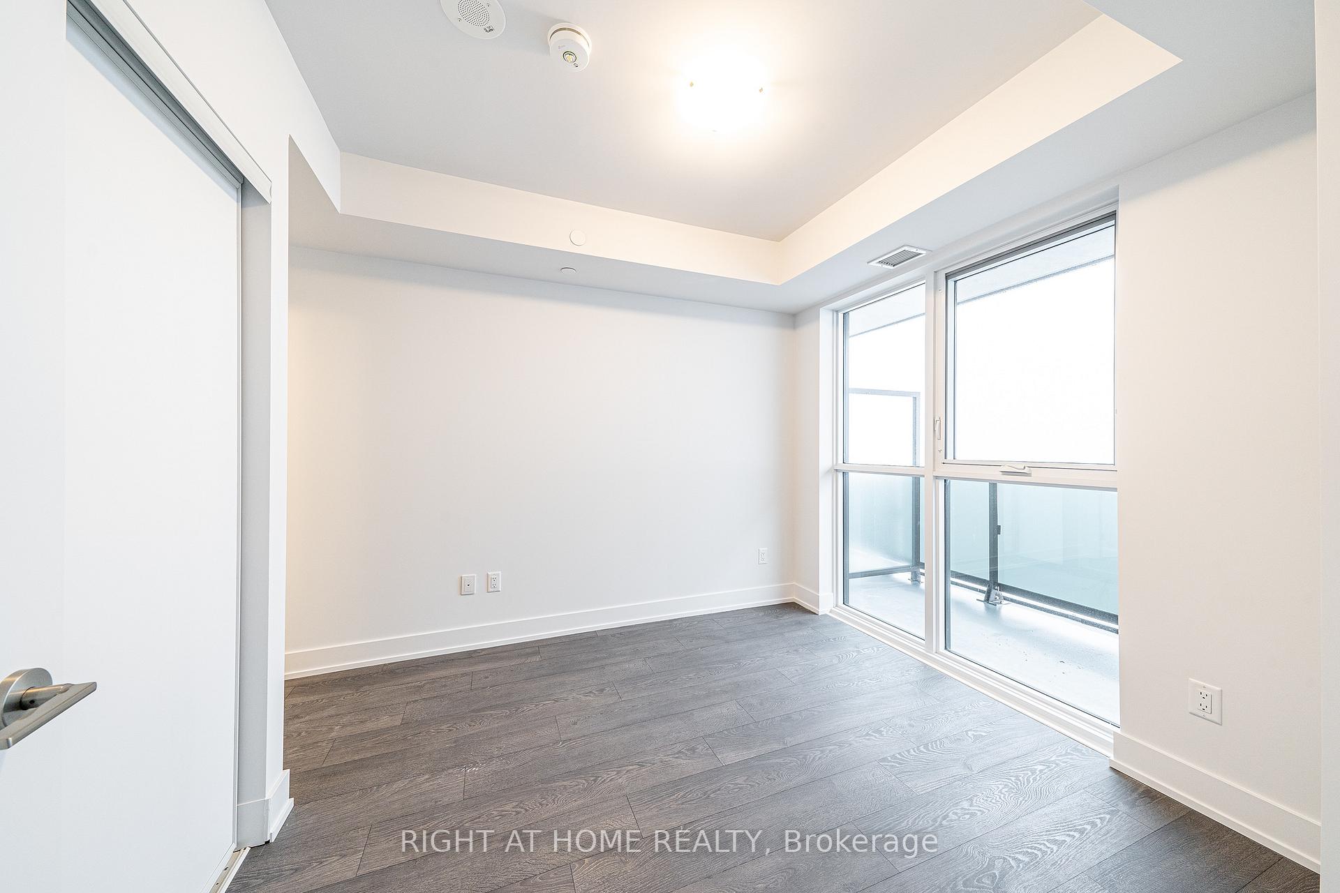 Photo 18 of Unit 2015, 2550 Simcoe Street N, Oshawa, Windfields — HOMEH