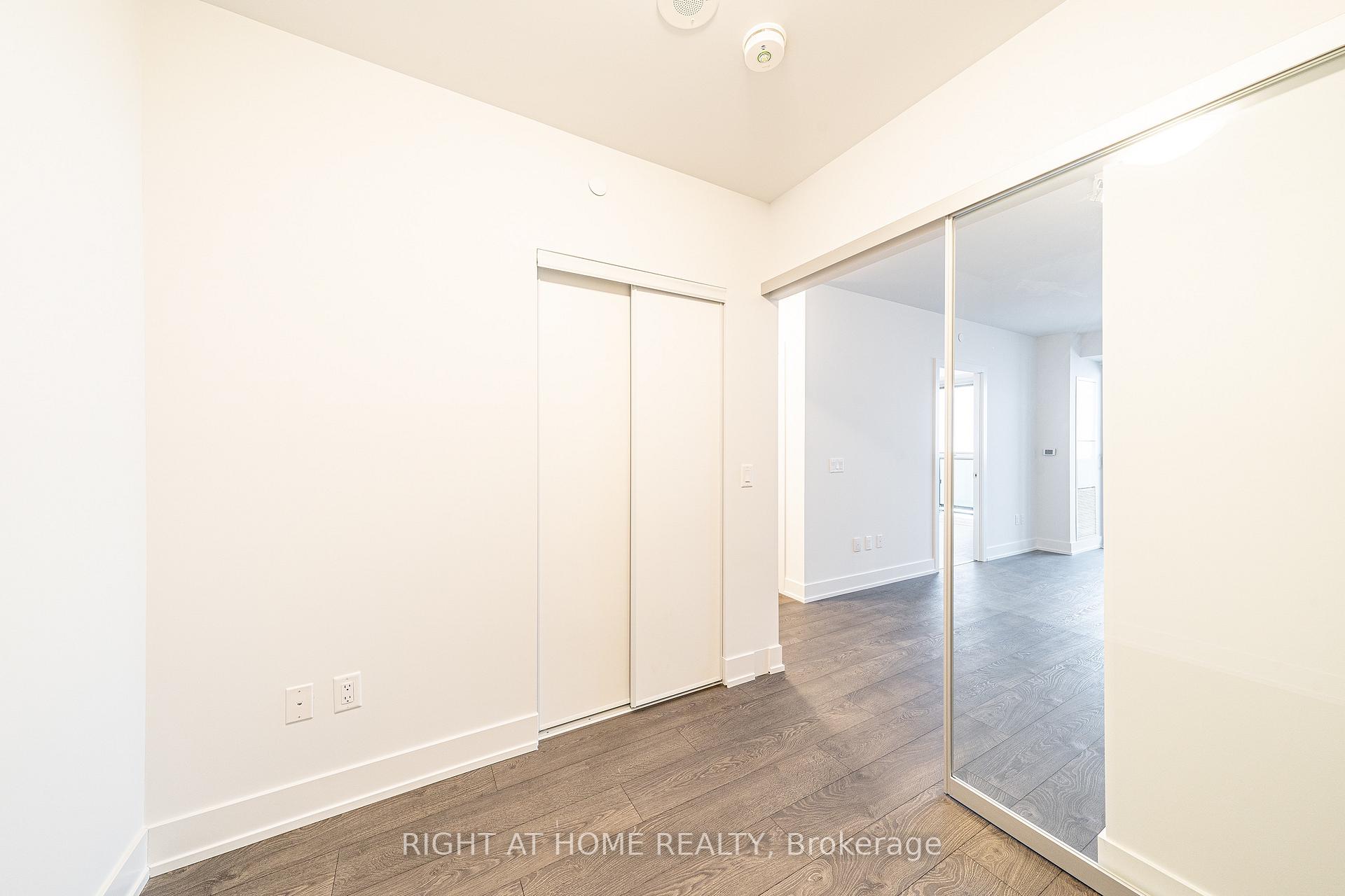Photo 22 of Unit 2015, 2550 Simcoe Street N, Oshawa, Windfields — HOMEH