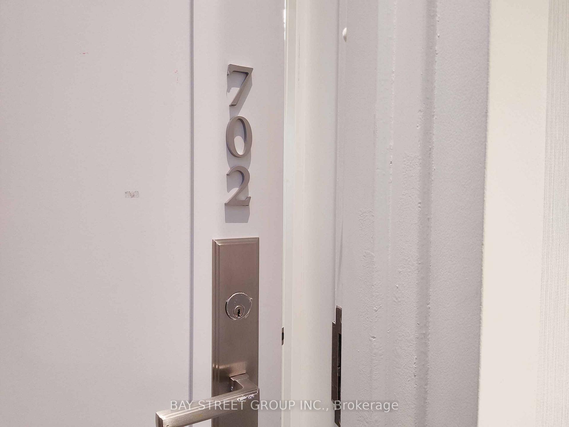 Front of Unit 702, 3 Gloucester Street