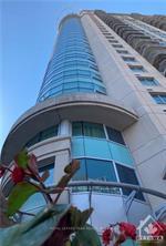 Front of Unit 704, 234 Rideau Street