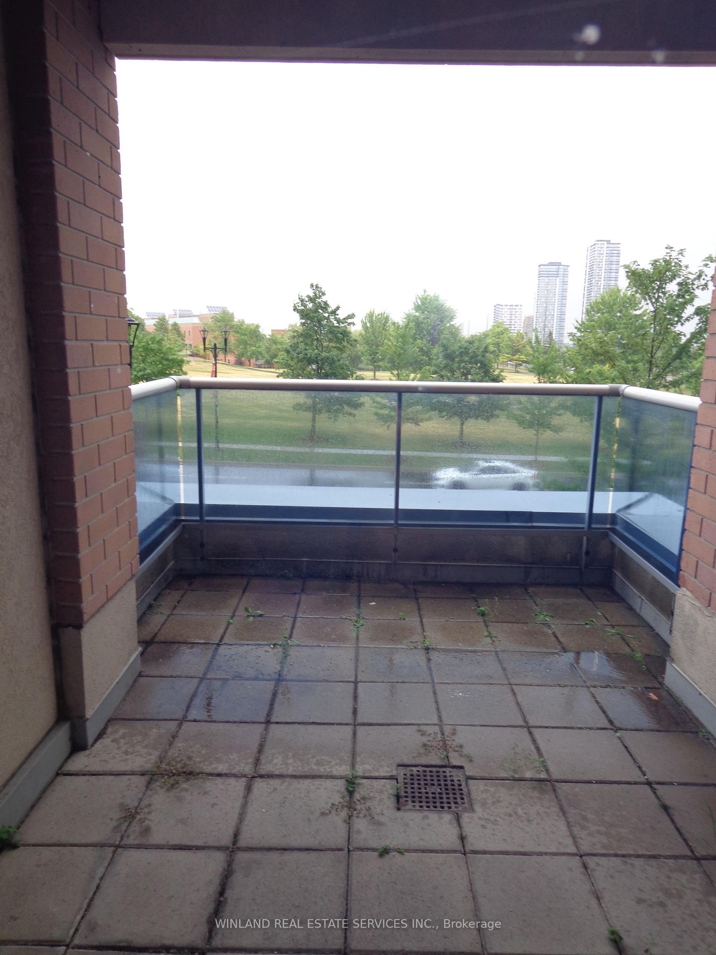 Photo 7 of Unit 226, 33 Cox Boulevard, Markham, Unionville — HOMEH