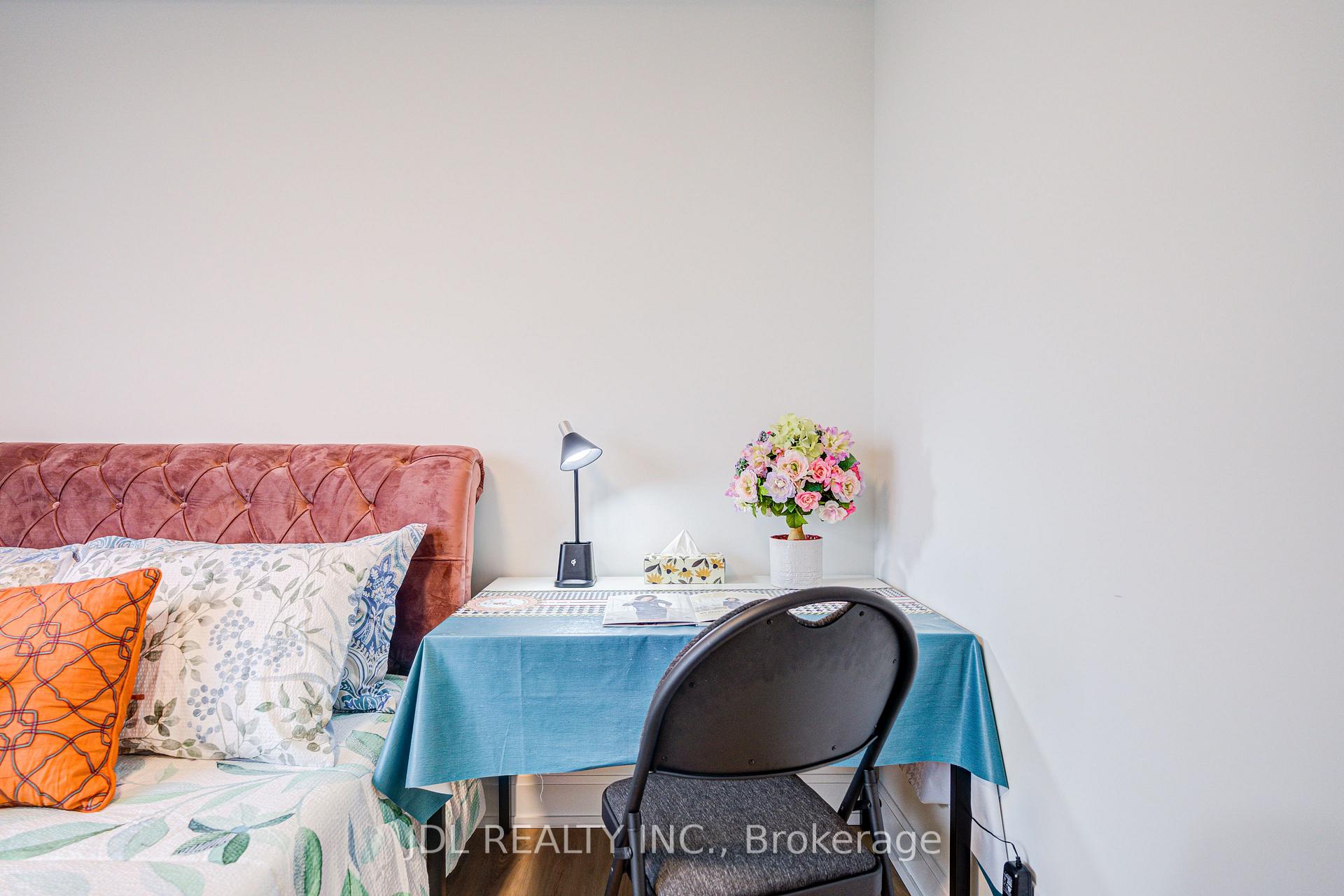 Photo 4 of Unit A 208, 38 Gandhi Lane, Markham, Commerce Valley — HOMEH