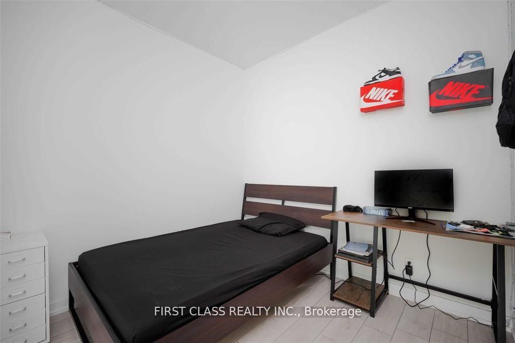 Photo 5 of Unit 3703, 950 Portage Parkway, Vaughan, Concord — HOMEH