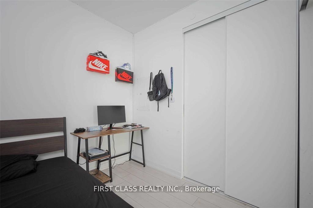 Photo 7 of Unit 3703, 950 Portage Parkway, Vaughan, Concord — HOMEH