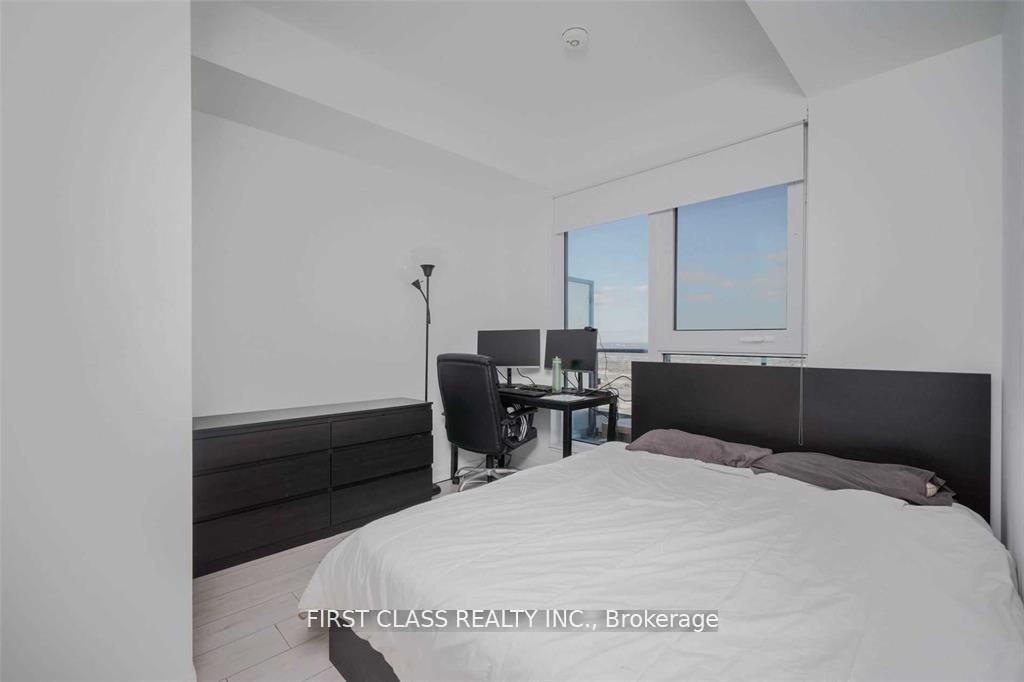 Photo 9 of Unit 3703, 950 Portage Parkway, Vaughan, Concord — HOMEH