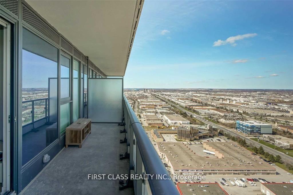 Photo 16 of Unit 3703, 950 Portage Parkway, Vaughan, Concord — HOMEH
