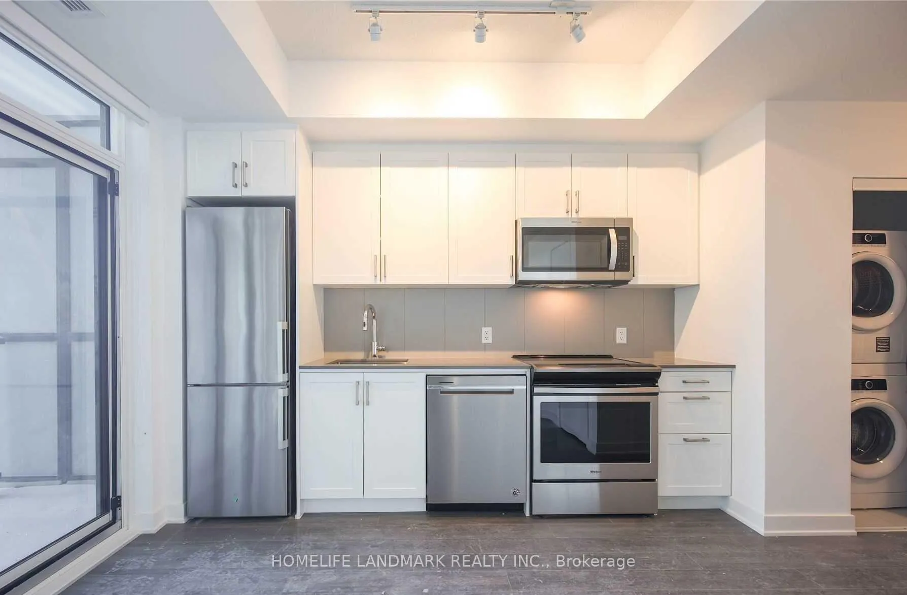 Photo 1 of 681 Yonge Street, Barrie, Painswick South — HOMEH