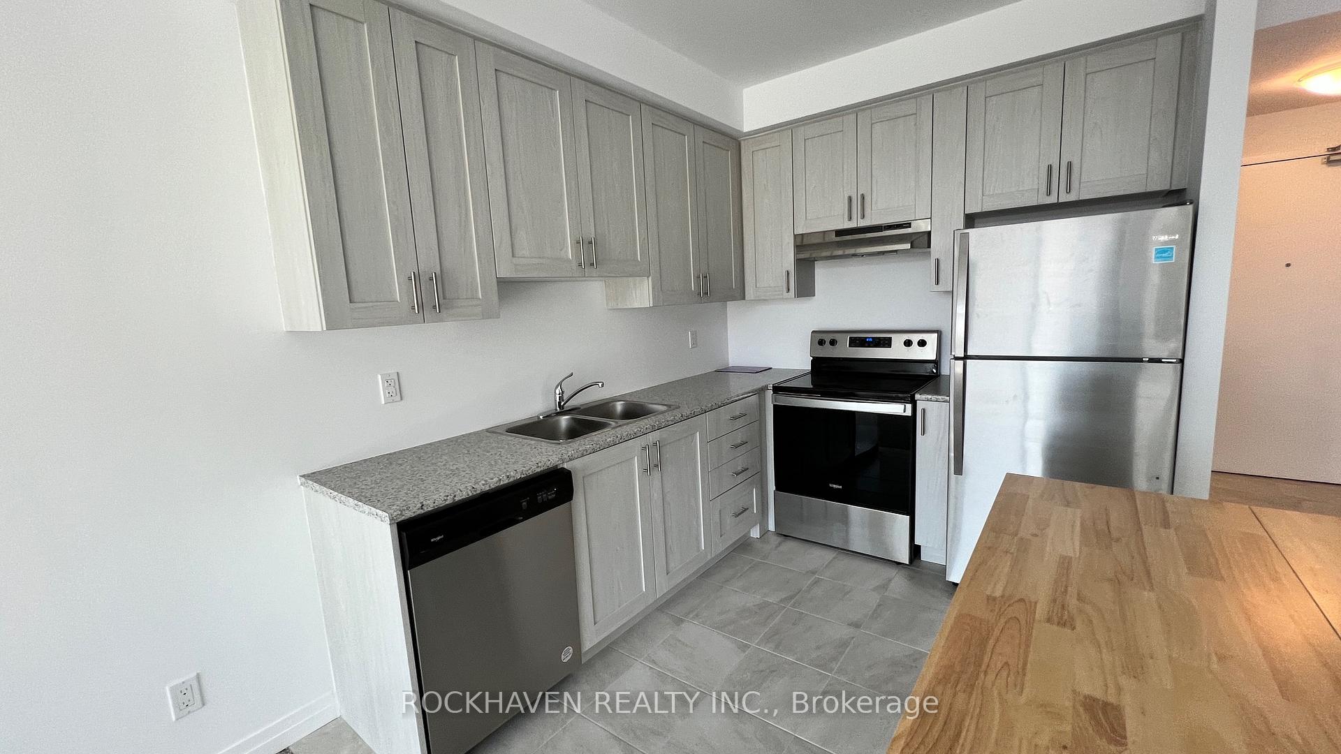 Photo 2 of Unit 206, 5 Hamilton Street N, Hamilton, Waterdown — HOMEH