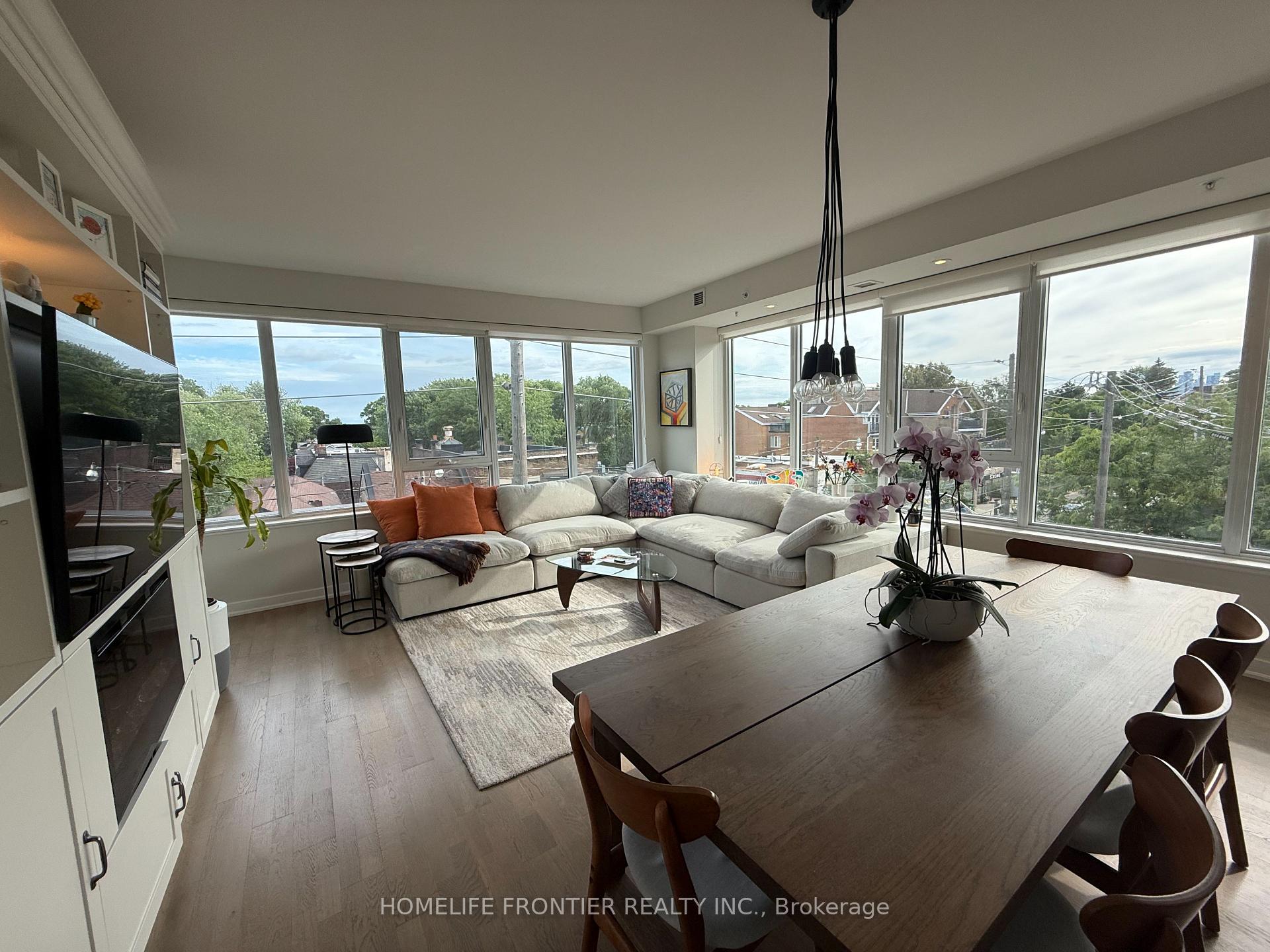 Photo 5 of Unit 405, 1960 Queen Street E, Toronto, The Beaches — HOMEH