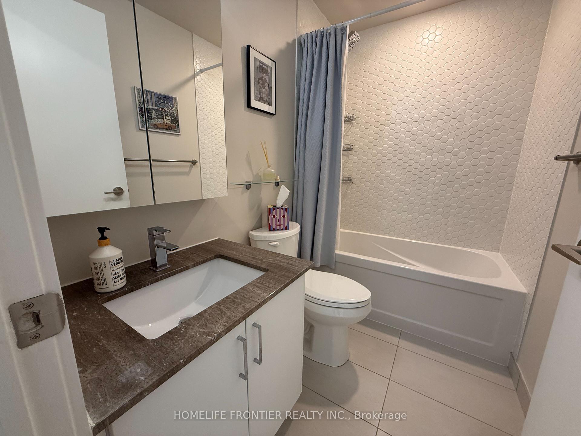 Photo 17 of Unit 405, 1960 Queen Street E, Toronto, The Beaches — HOMEH