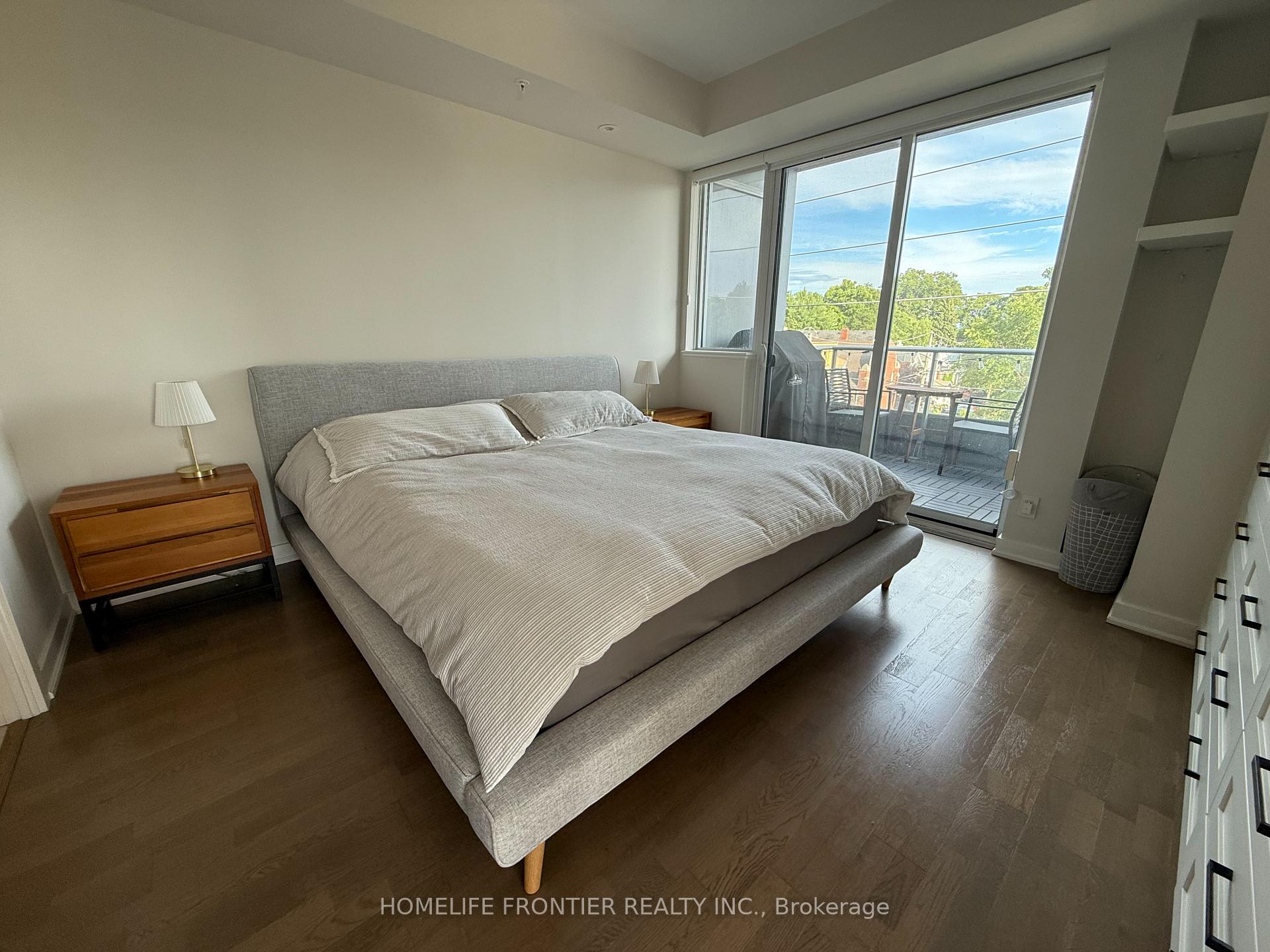 Photo 19 of Unit 405, 1960 Queen Street E, Toronto, The Beaches — HOMEH