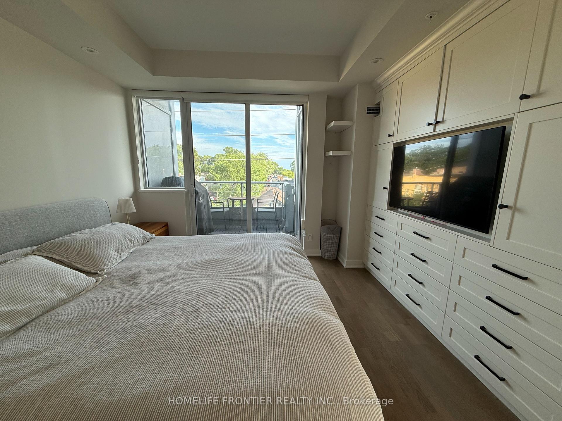 Photo 23 of Unit 405, 1960 Queen Street E, Toronto, The Beaches — HOMEH