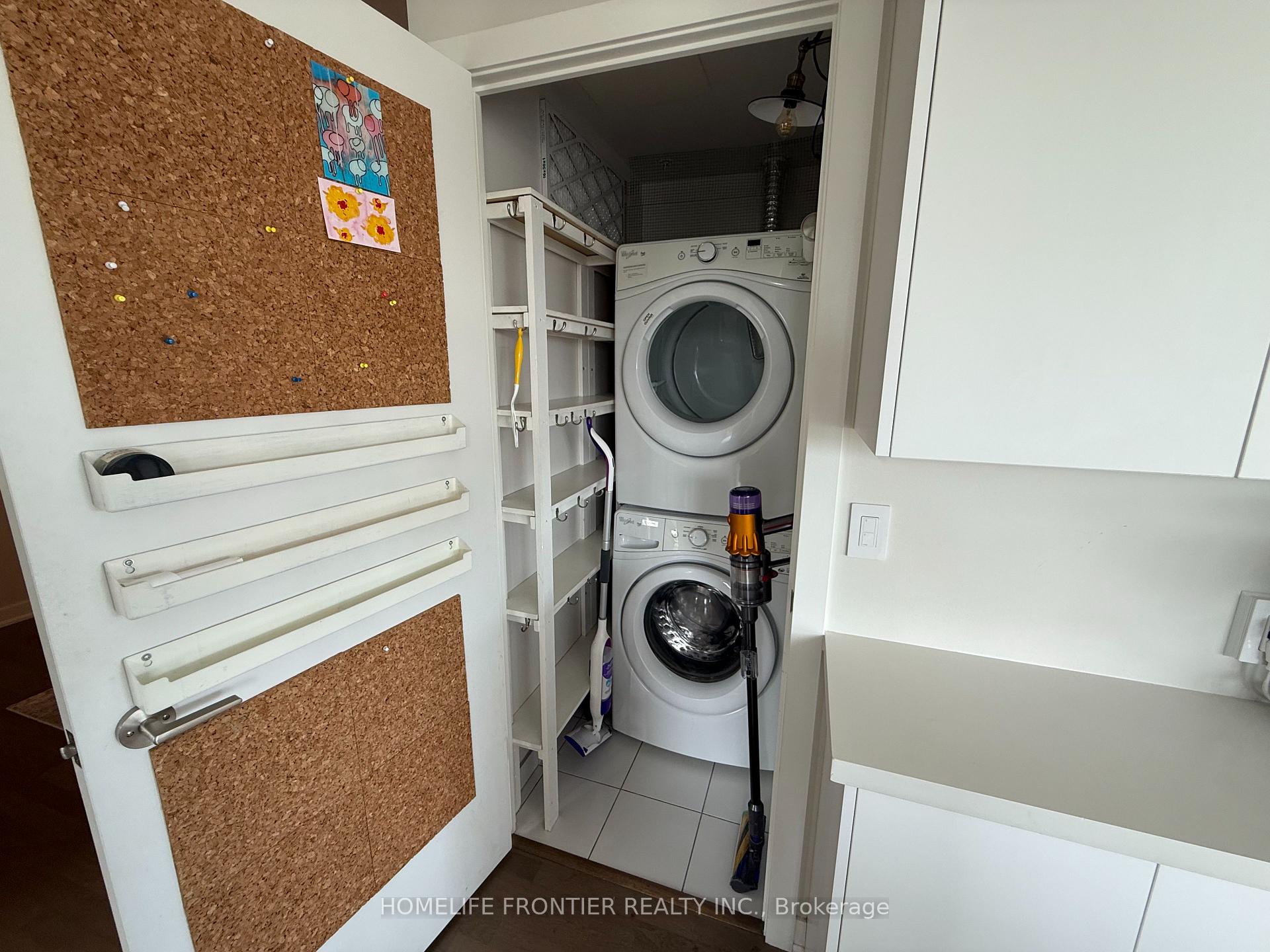 Photo 30 of Unit 405, 1960 Queen Street E, Toronto, The Beaches — HOMEH