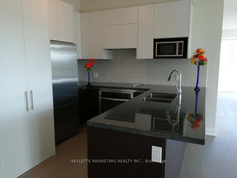 Photo 10 of Unit 612, 15 Water Walk Drive, Markham, Unionville — HOMEH