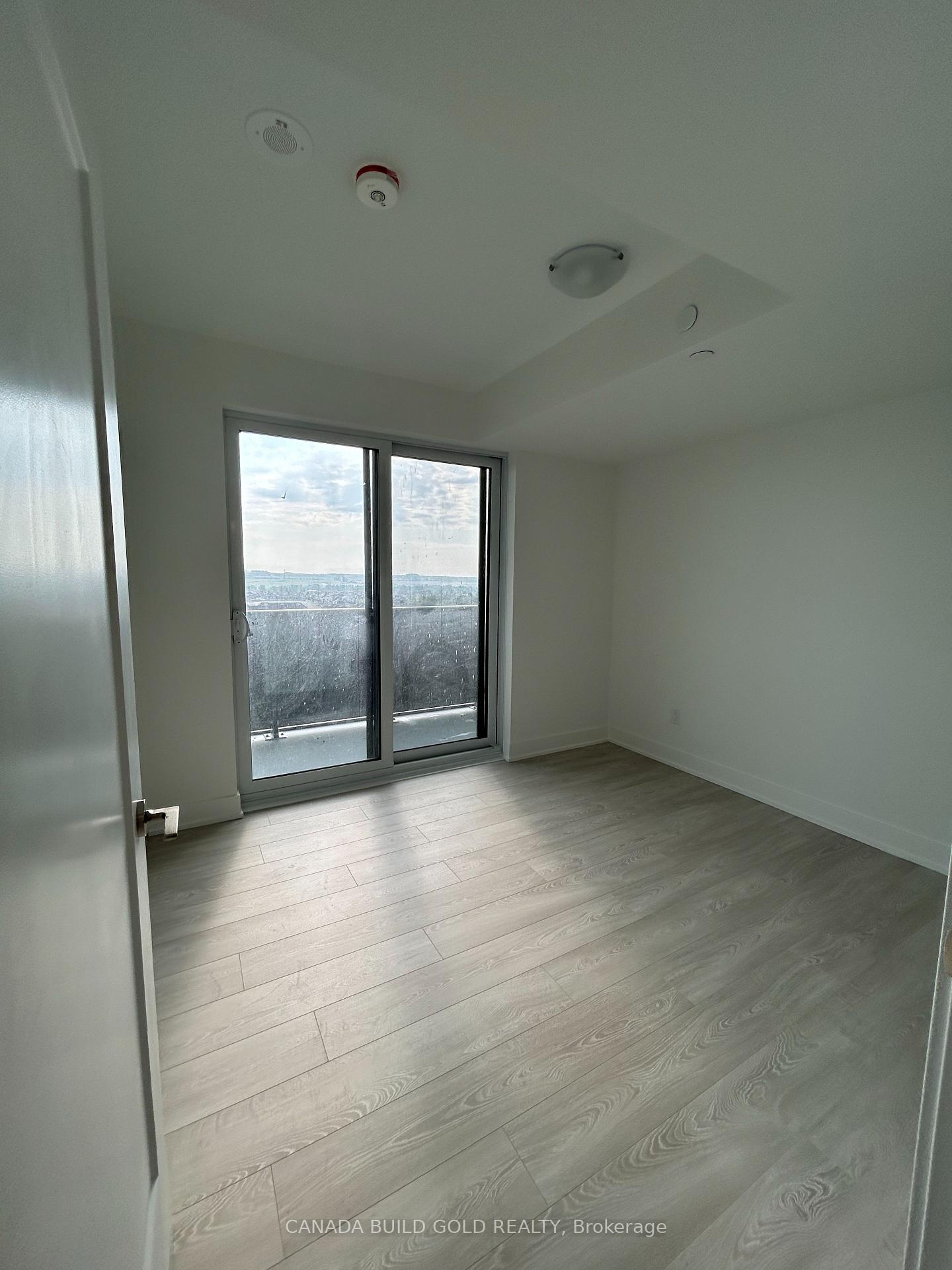 Photo 5 of Unit 1137, 2545 Simcoe Street N, Oshawa, Windfields — HOMEH