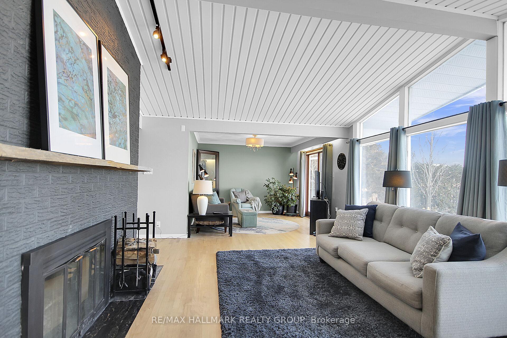 Photo 15 of 133 James Cummings Avenue, Ottawa, Crystal Bay/Rocky Point — HOMEH