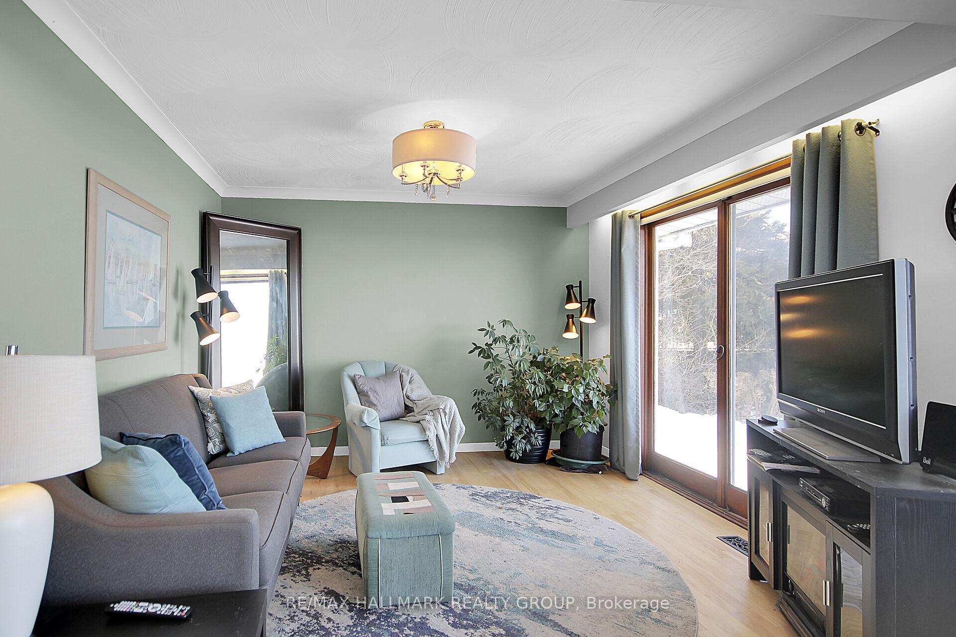 Photo 17 of 133 James Cummings Avenue, Ottawa, Crystal Bay/Rocky Point — HOMEH