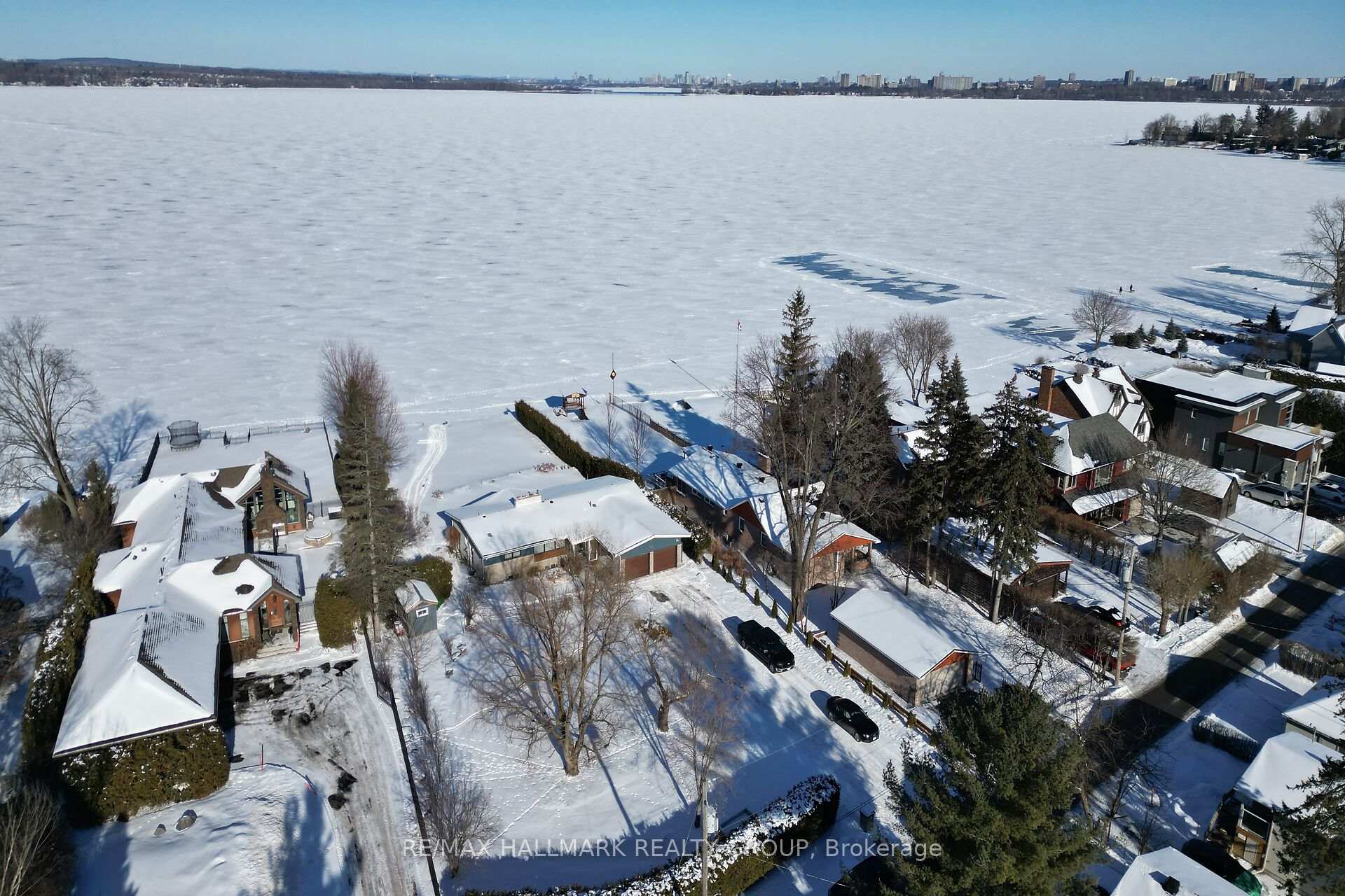 Photo 39 of 133 James Cummings Avenue, Ottawa, Crystal Bay/Rocky Point — HOMEH